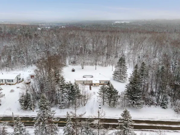 526 Old Halifax Rd, Cumberland, NS B4H 3Y1