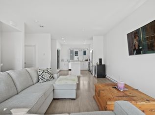 16433 19th Ave #8, Surrey, BC V3Z 0Z1