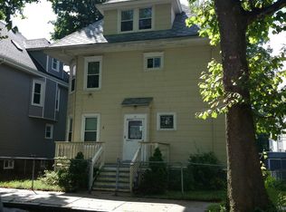 14 Moultrie St, Dorchester, MA 02124