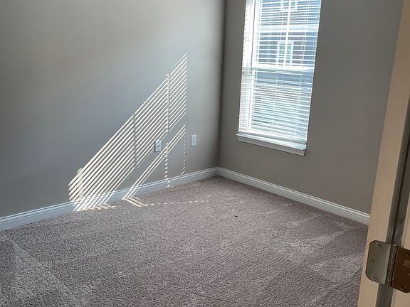 4th image of 5495 Coventry Ln #5425-206