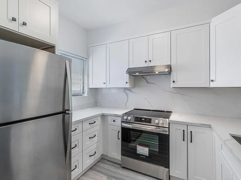 4681 Albany Cir #146 — Photo 9