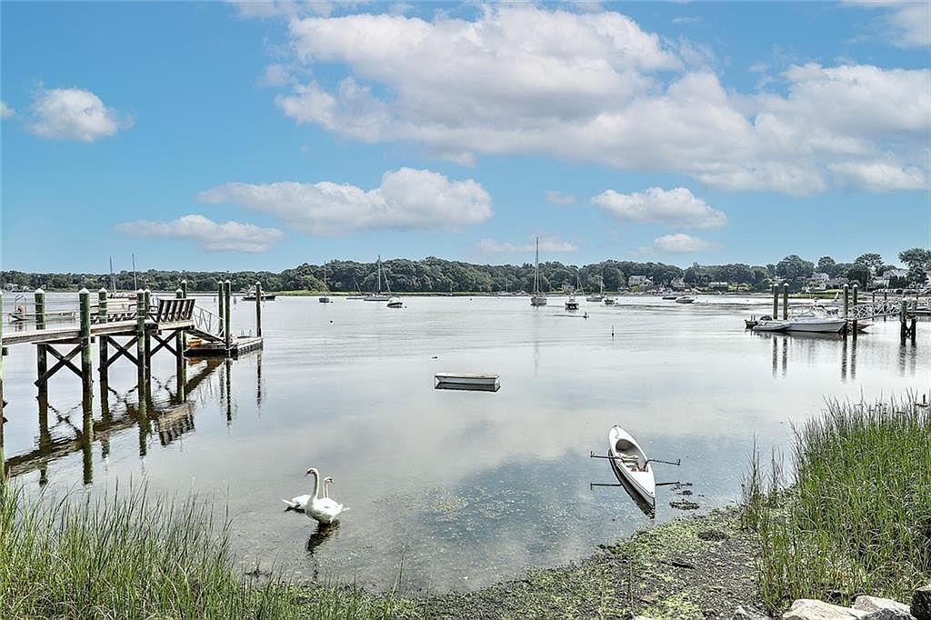 135 Kickemuit Ave, Bristol, RI 02809 Zillow