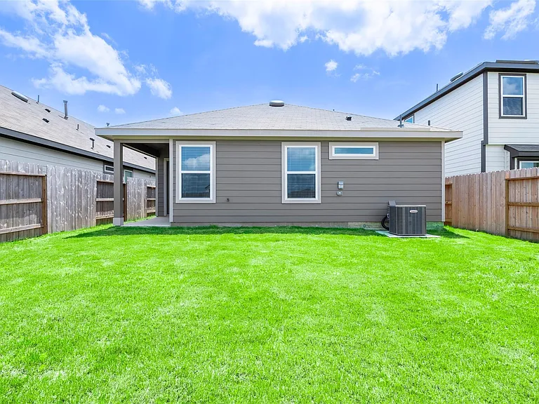 4519 Pinehurst Trace Dr — Photo 35
