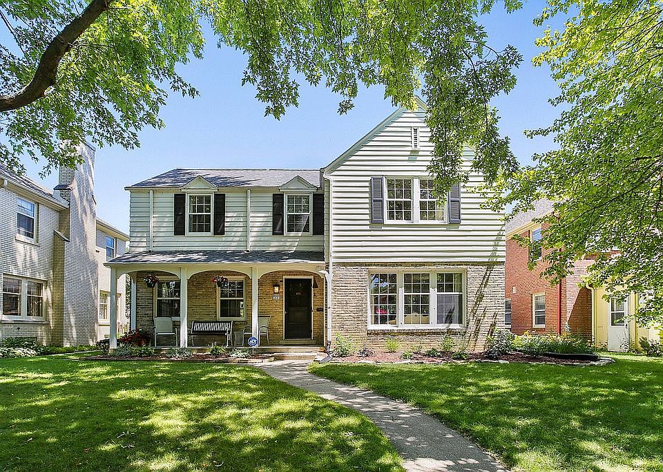 1st image of 4404 N Marlborough Dr