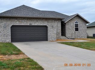 1006 Aaron Ave, Monett, MO 65708