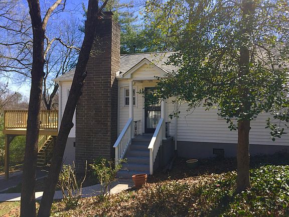 2nd image of 3110 NE Kenilworth Ln