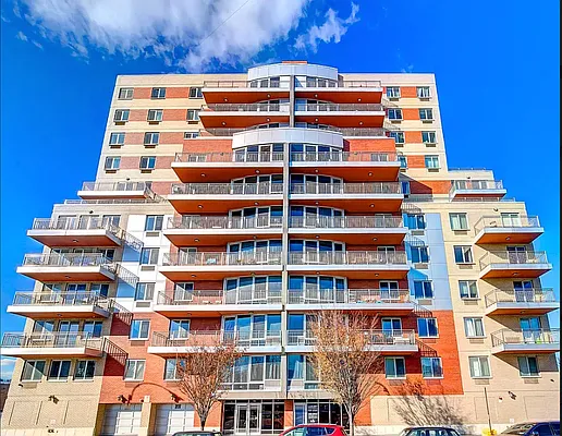 Rented by Compass | media 21