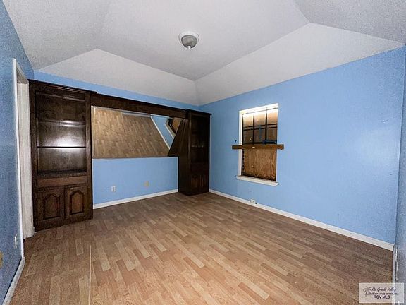 5th image of 750 Fruitdale Dr