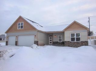 7310 W Whitman Ave, Yakima, WA