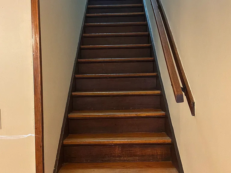 1216 N Emporia Ave — Photo 15