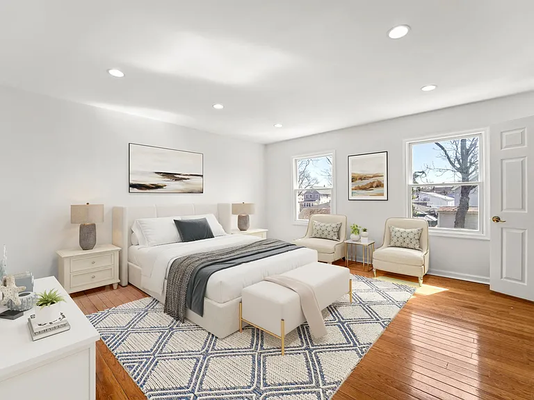 133 Augusta St — Photo 13