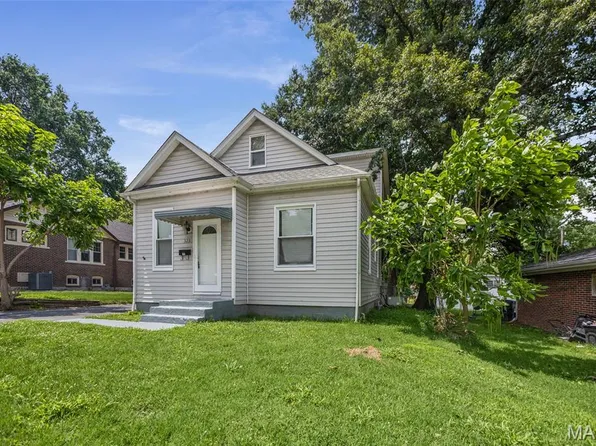 323 N 37th St, Belleville, IL 62226