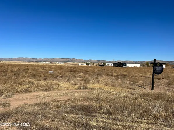0 N Stagecoach Pass, Paulden, AZ 86334