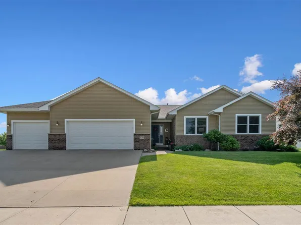 520 Prairie St, North Liberty, IA 52317