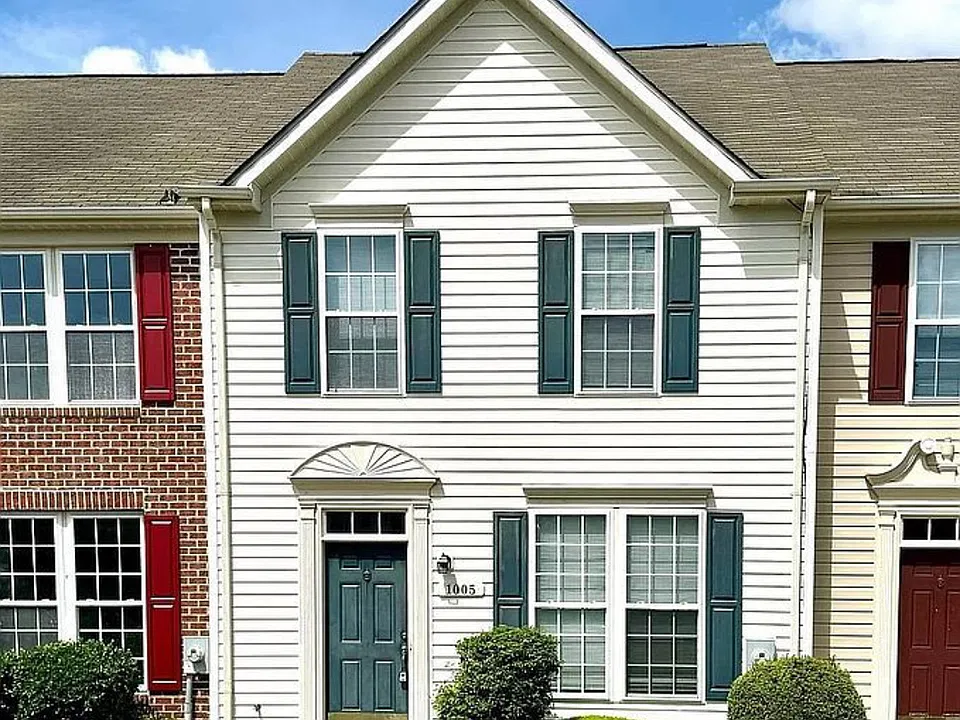 1005 Meadow View Dr
