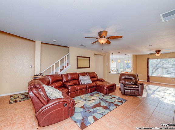 4th image of 15831 Pleasant Well Dr
