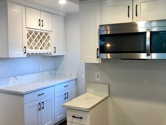 5th image of 2728 Prospect Ave #A