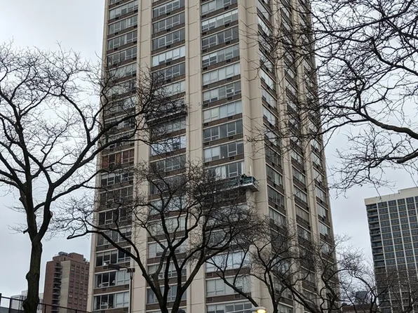 70 W Burton Pl APT 505F, Chicago, IL 60610