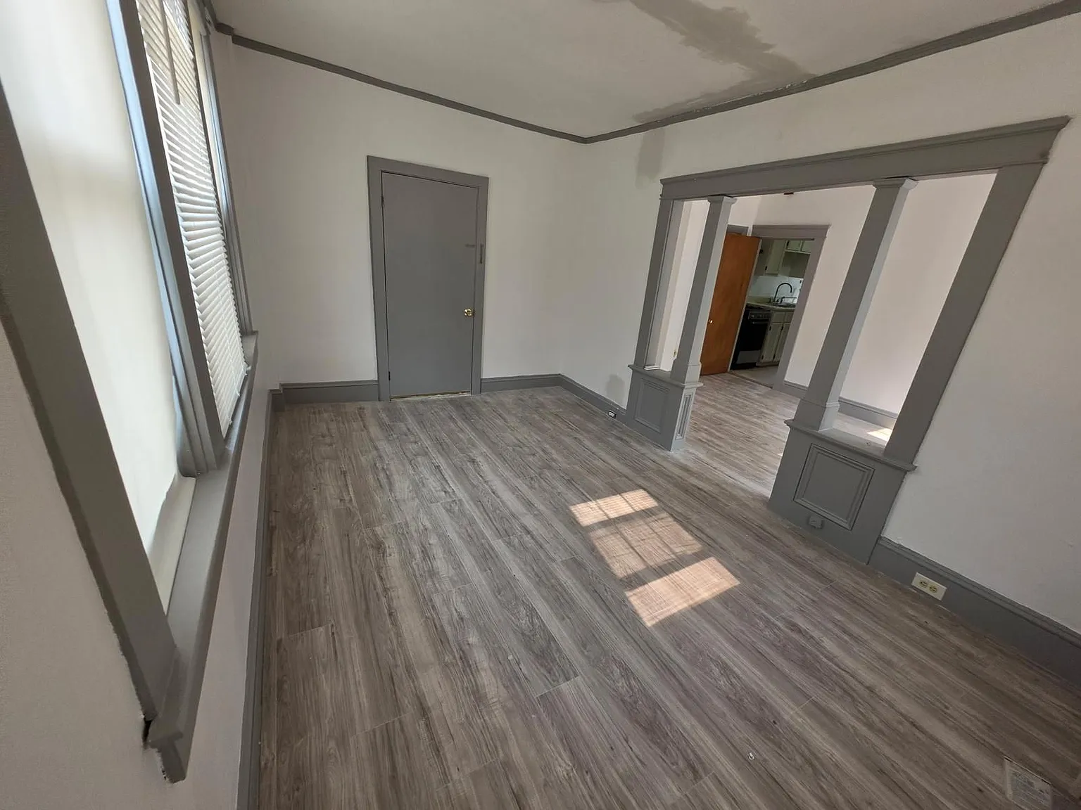 1 bed, 1.0 bath, $1,600 — Photo 4