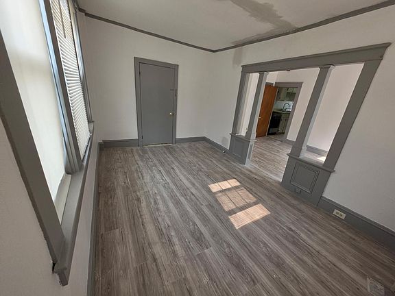 4th image of 66 King St APT 3