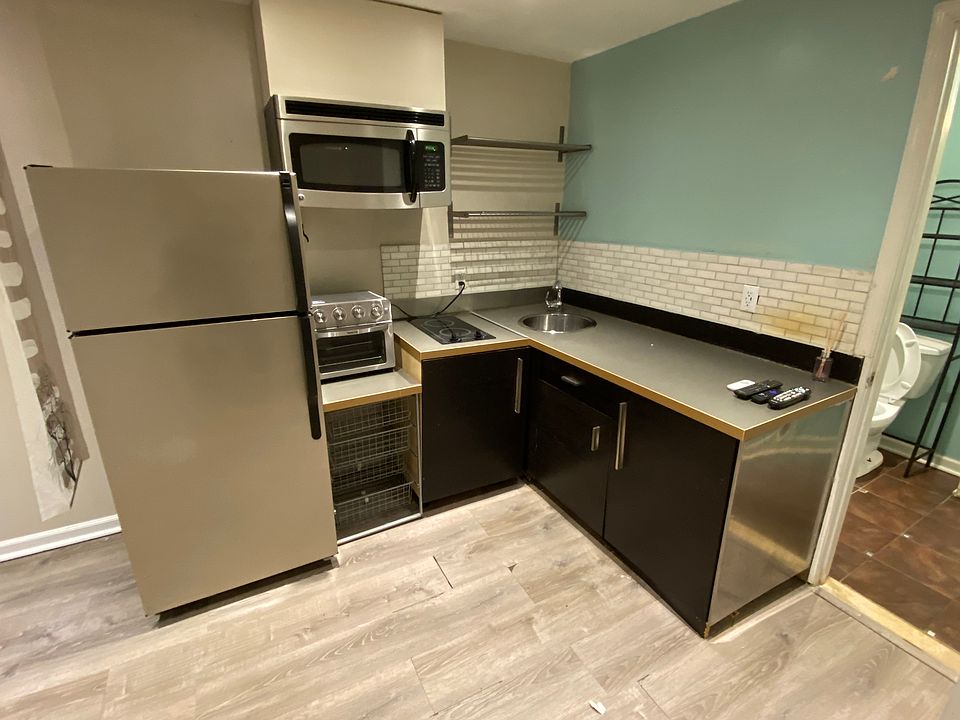 Kitchenette