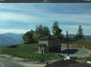 165 Winesap Ave, Manson, WA 98831