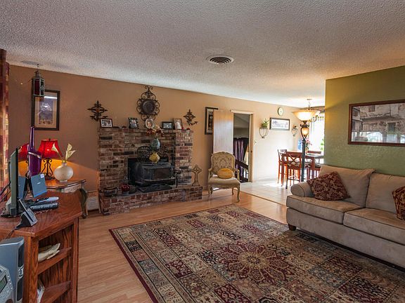 5th image of 8950 Brentwood Way