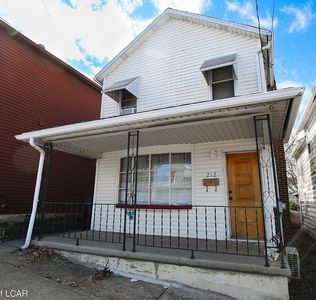 212 S Hanover St, Nanticoke, PA, 18634