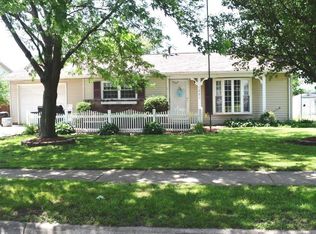 1201 N Kennedy Dr, Pontiac, IL 61764