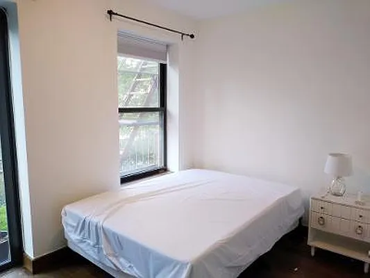 Rented by Point NYC | media 4