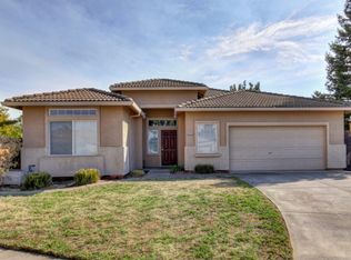8400 Gentian Ct, Elk Grove, CA 95624