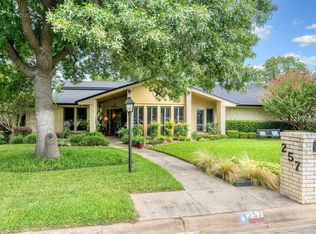 257 Timberlake Dr, Azle, TX 76020