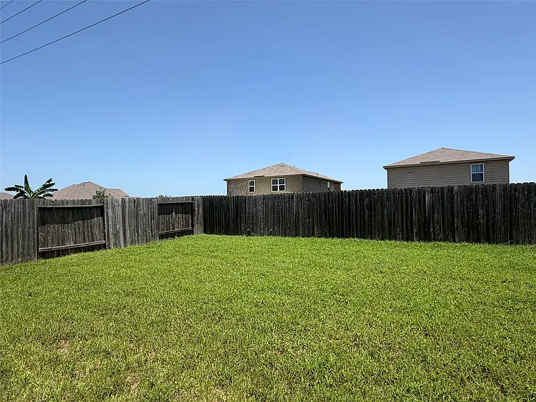 21102 Echo Manor Dr — Photo 21