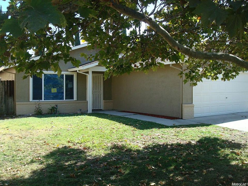 1st image of 1589 Laguna Cir