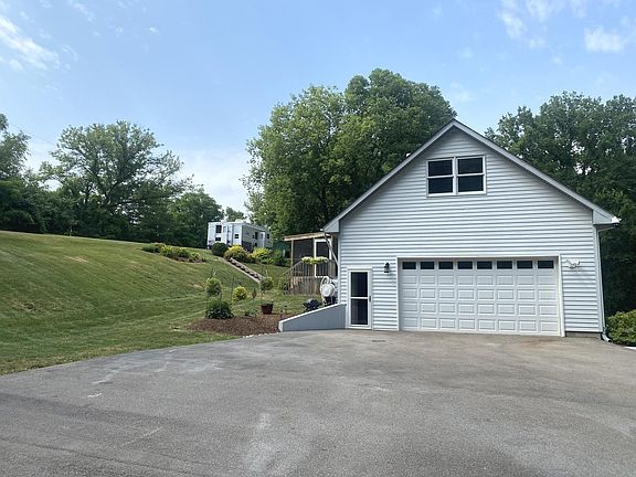 4th image of 41902 N Circle Dr