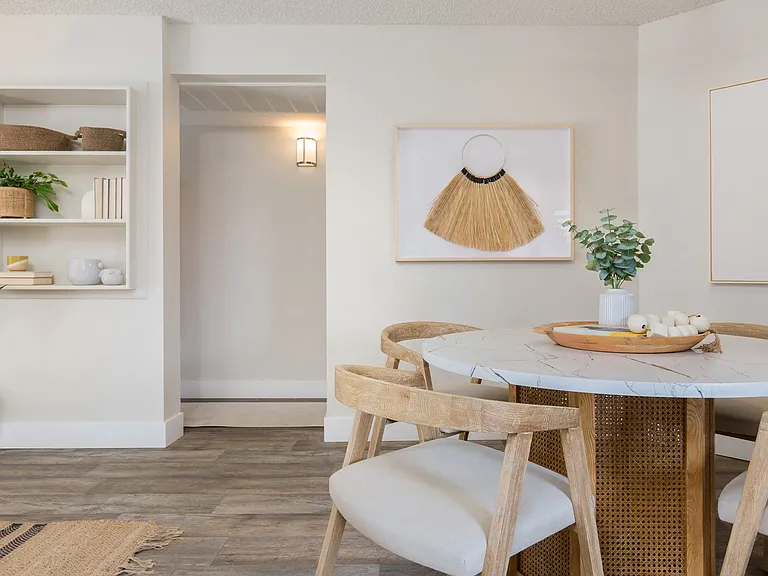 The Joshua Apartments — Photo 9