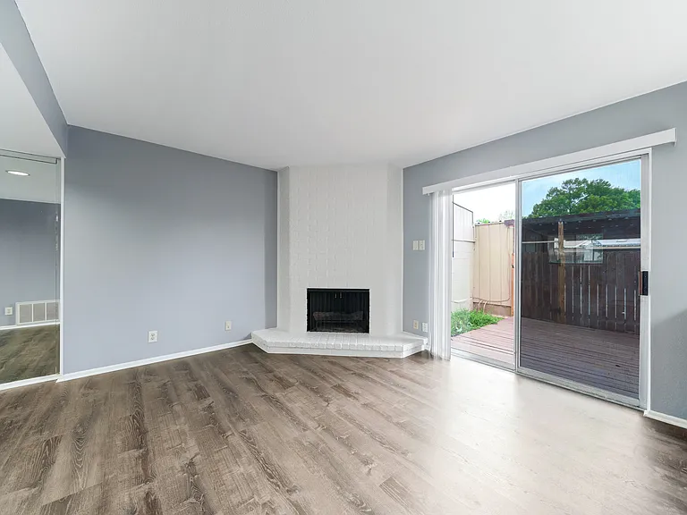 2nd Living Area