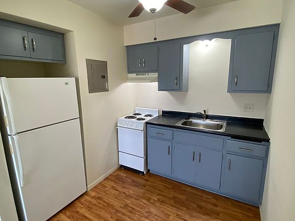 5th image of 1165 White Rock Ave #23