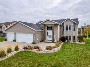 1936 35th Ave S, Moorhead, MN 56560