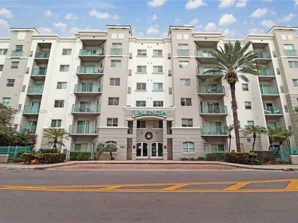 6001 SW 70th St APT 249, South Miami, FL 33143