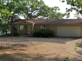 5562 Bloom Ln, Osage Beach, MO 65065