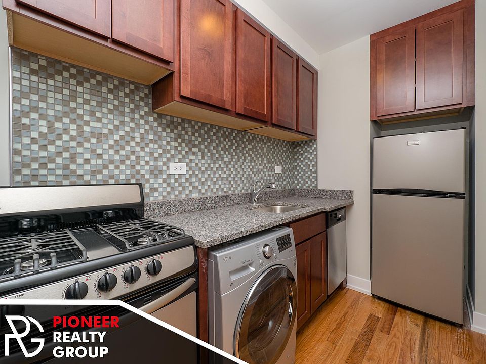 1st image of 550 W Arlington Pl APT 402