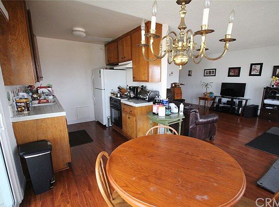 4th image of 538 Avenue A APT 10A