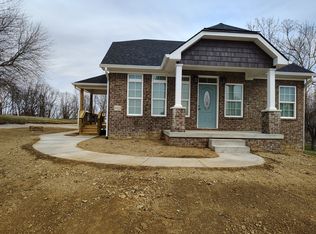 1021 Verna Ln, Berea, KY 40403