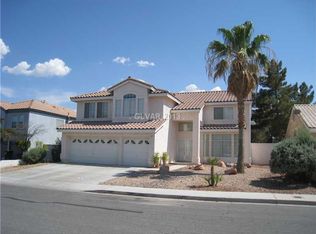 717 Canyon Crest Dr, Las Vegas, NV 89123