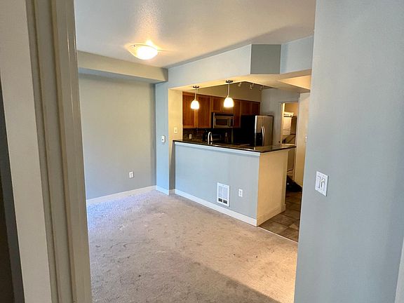 5th image of 1545 NW 57th St Unit 316