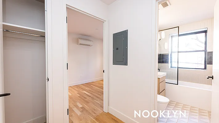 Rented by Nooklyn NYC LLC | media 36