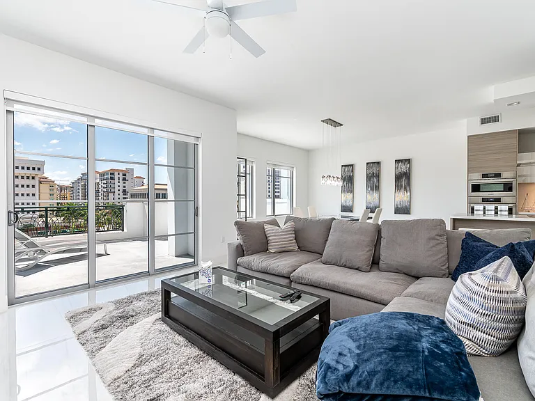 155 E Boca Raton Rd #614 — Photo 8