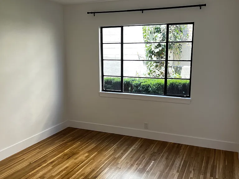 6234 La Mirada Ave — Photo 15