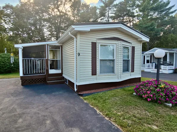 9 Blue Hill Drive, Turner, ME 04282